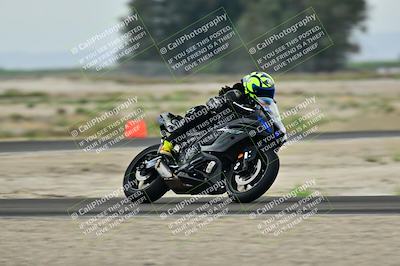 media/Apr-18-2025-TrackDaz (Fri) [[45f5874c44]]/C Group/Session 1 (Turn 7)/